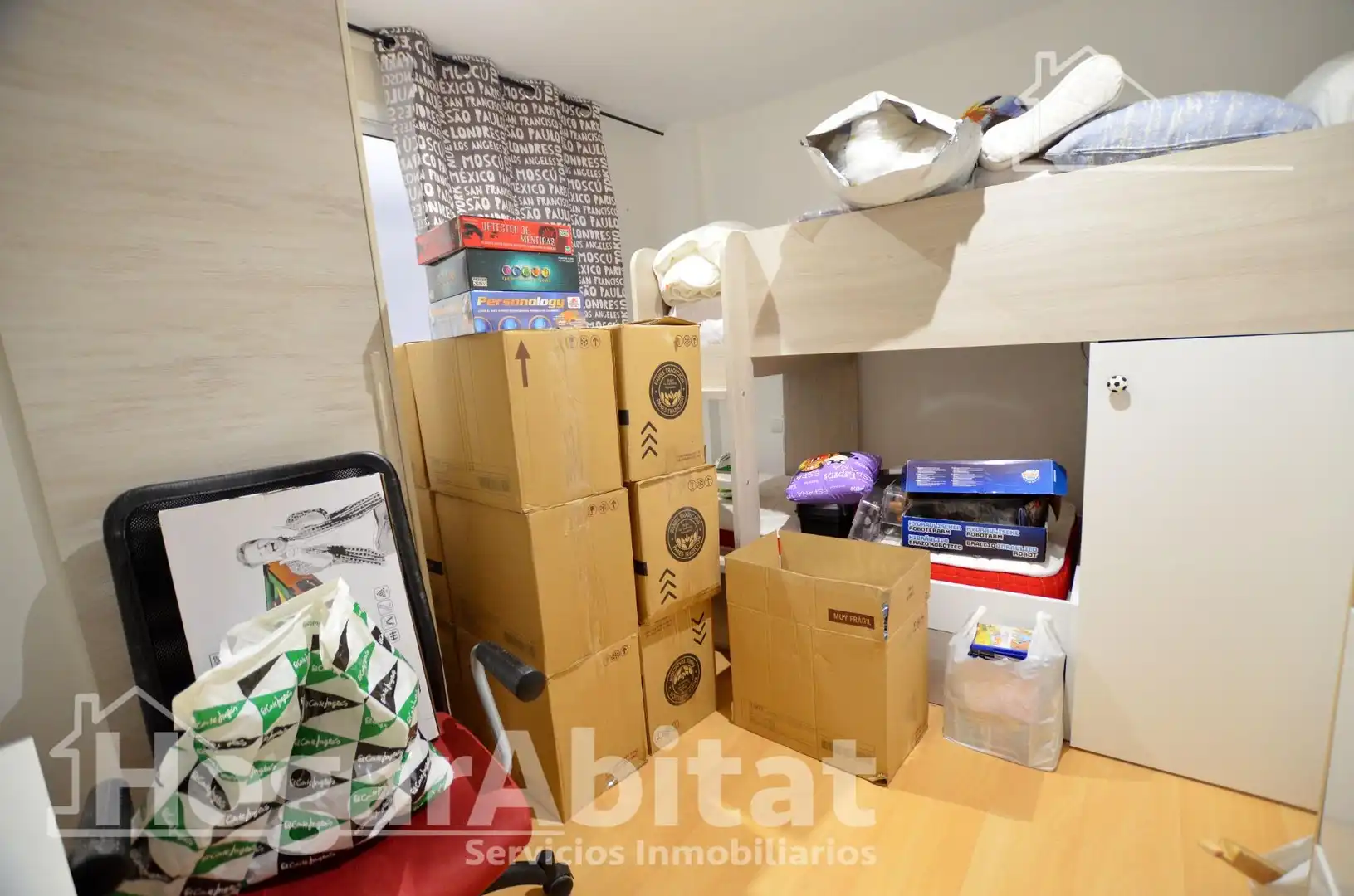 Bedroom of Flat for sale in Alicante / Alacant  with Furnished