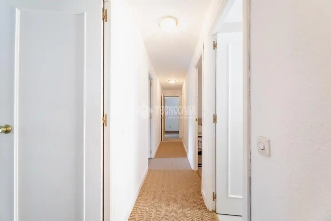 Flat for sale in Majadahonda  with Terrace