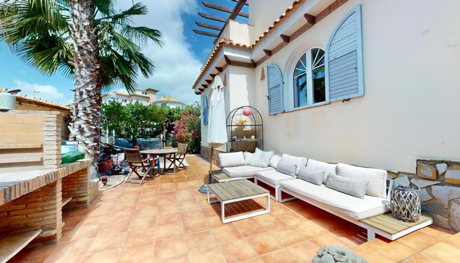 Foto 1 de Casa o chalet en venta en La Zenia, Alicante
