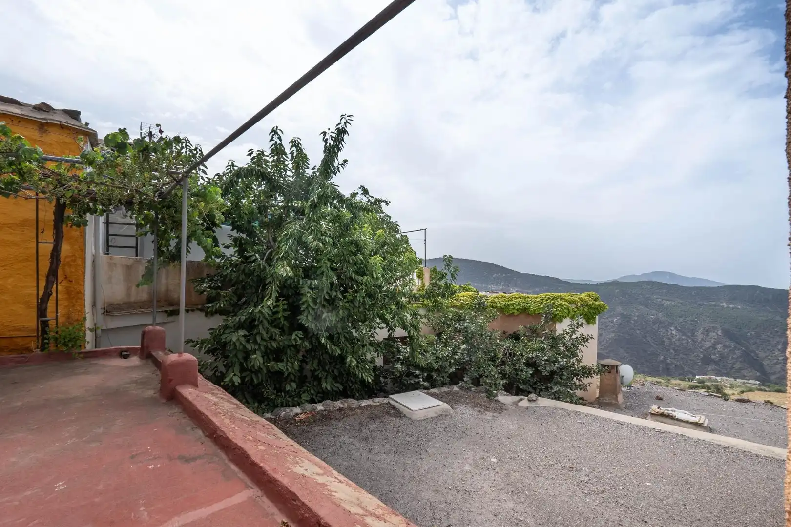 Terrassa de Casa o xalet en venda en La Taha amb Traster