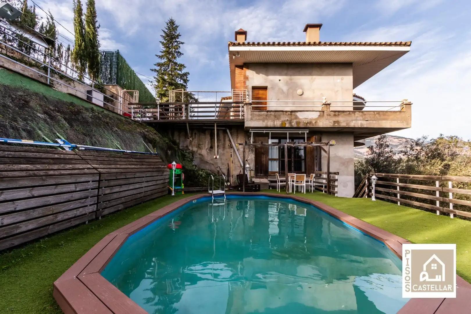 Casa con terraza en venta en El Racó - Sant Feliu del Racó