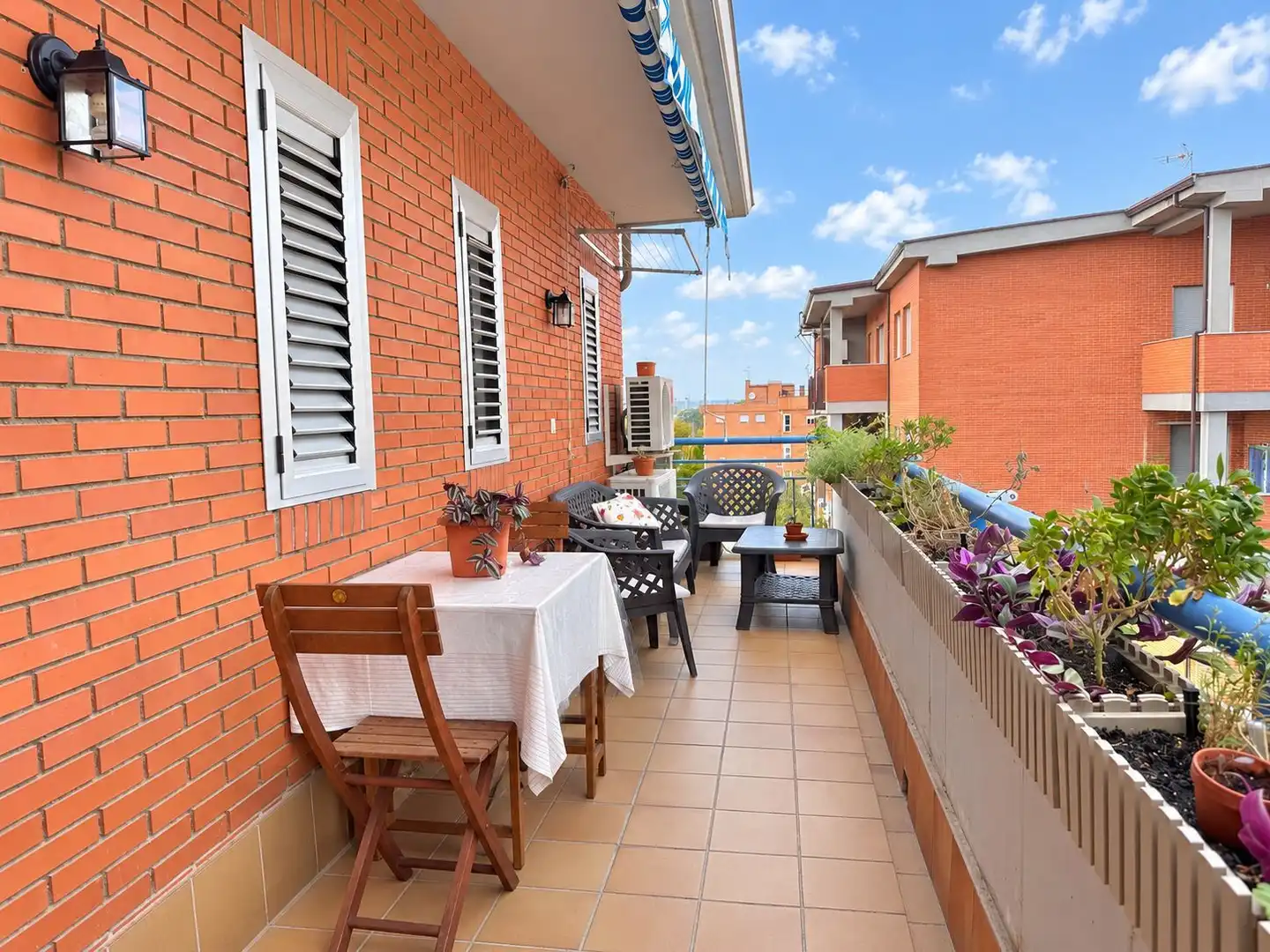 Piso con piscina en venta en Los Villares