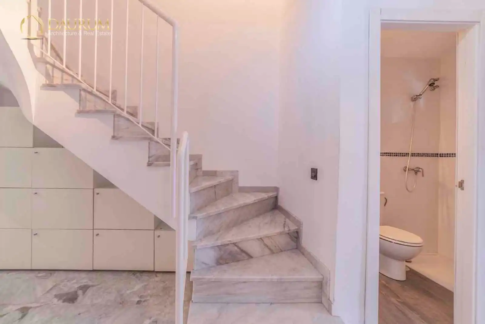 Casa adosada en venta en Bormujos con Aire acondicionado, Calefacción y Terraza