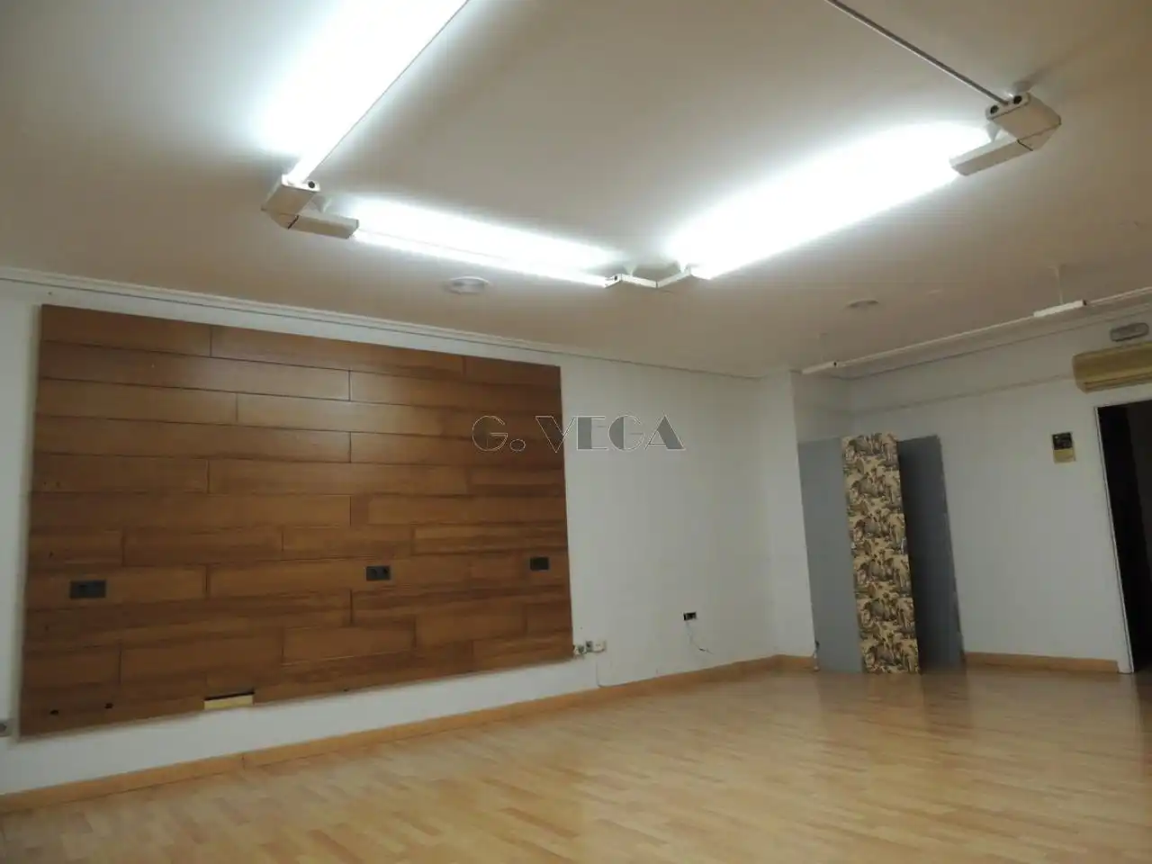 Local comercial en venda a ZAMORA 110, imagen 2