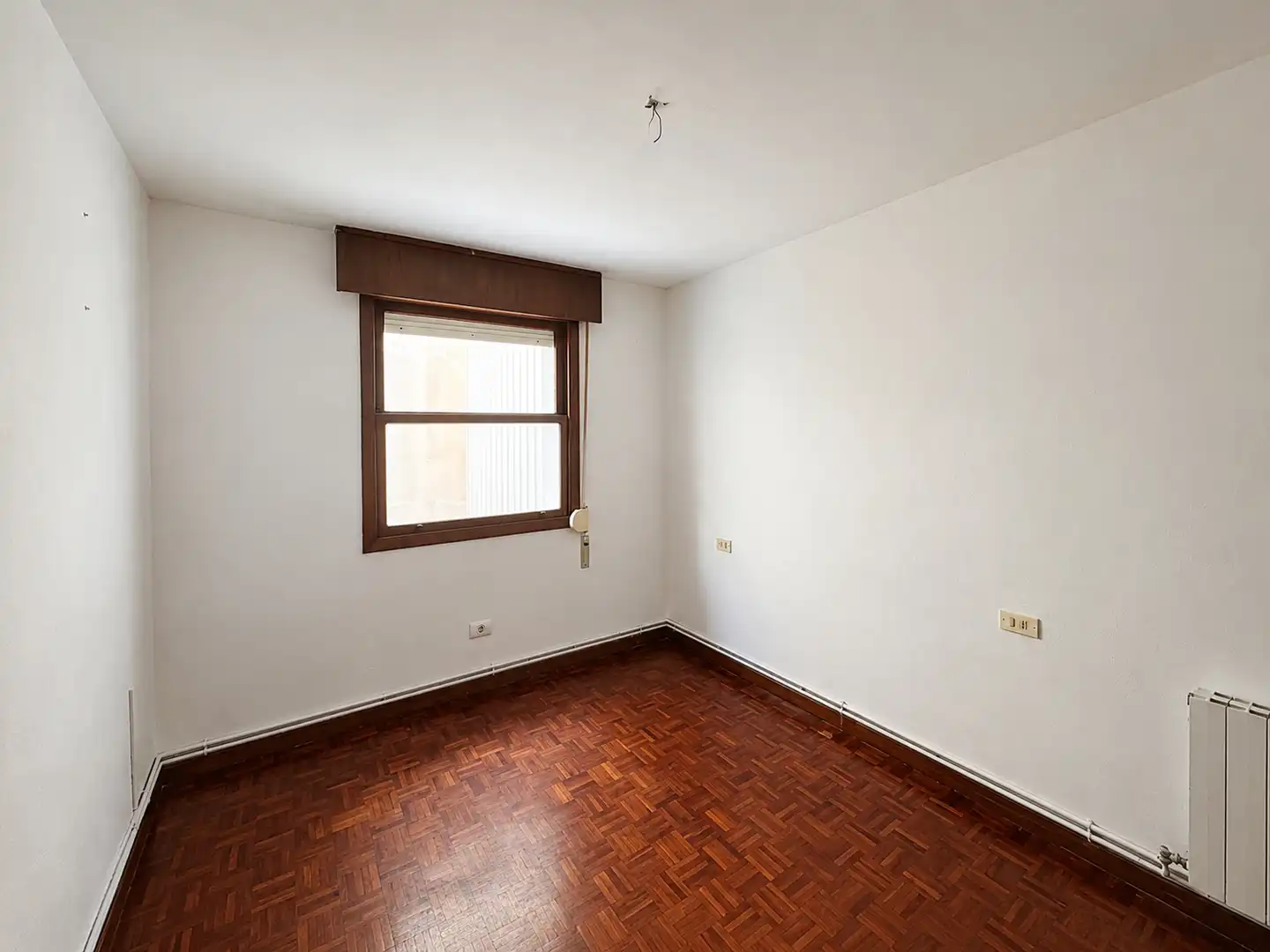 Bedroom of Flat for sale in Vigo   with Heating, Parquet flooring and Balcony