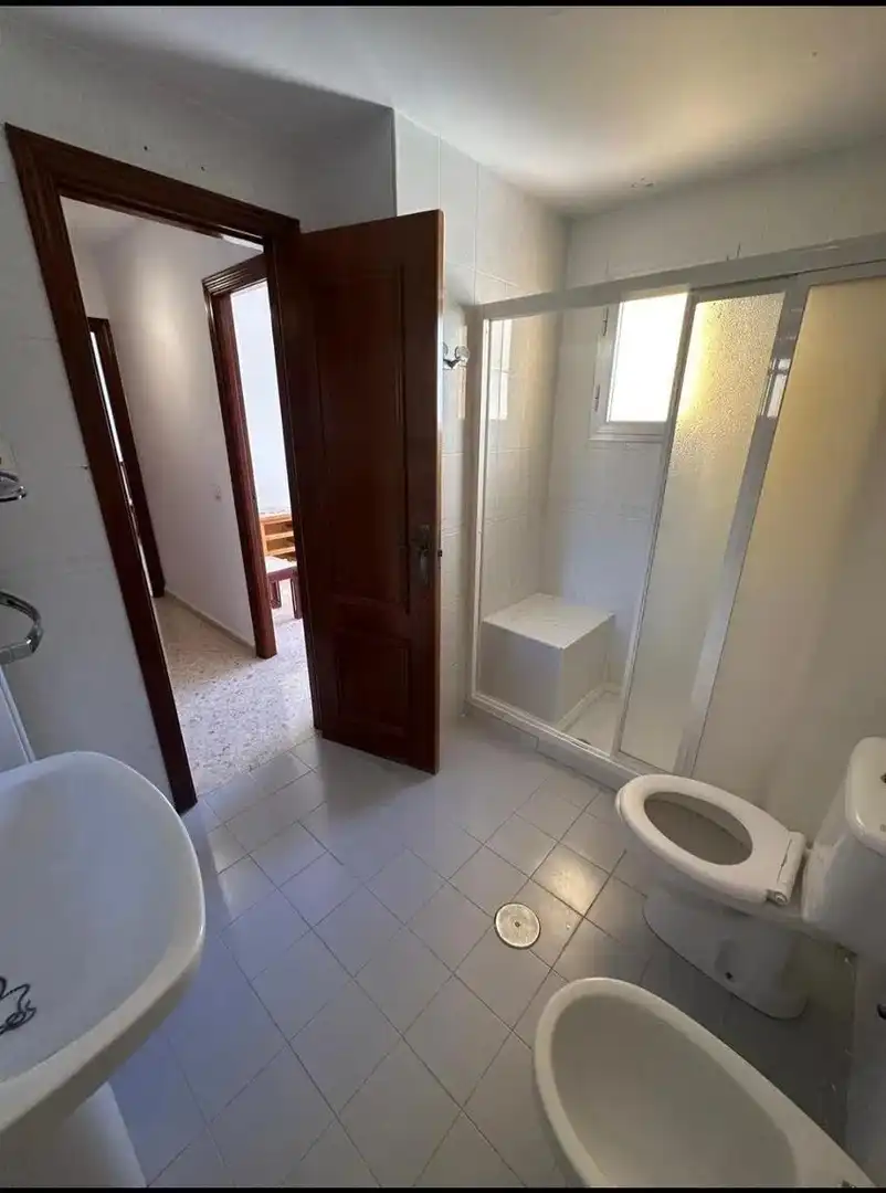 Bany de Apartament en venda en Rincón de la Victoria amb Terrassa, Balcó i Piscina comunitària