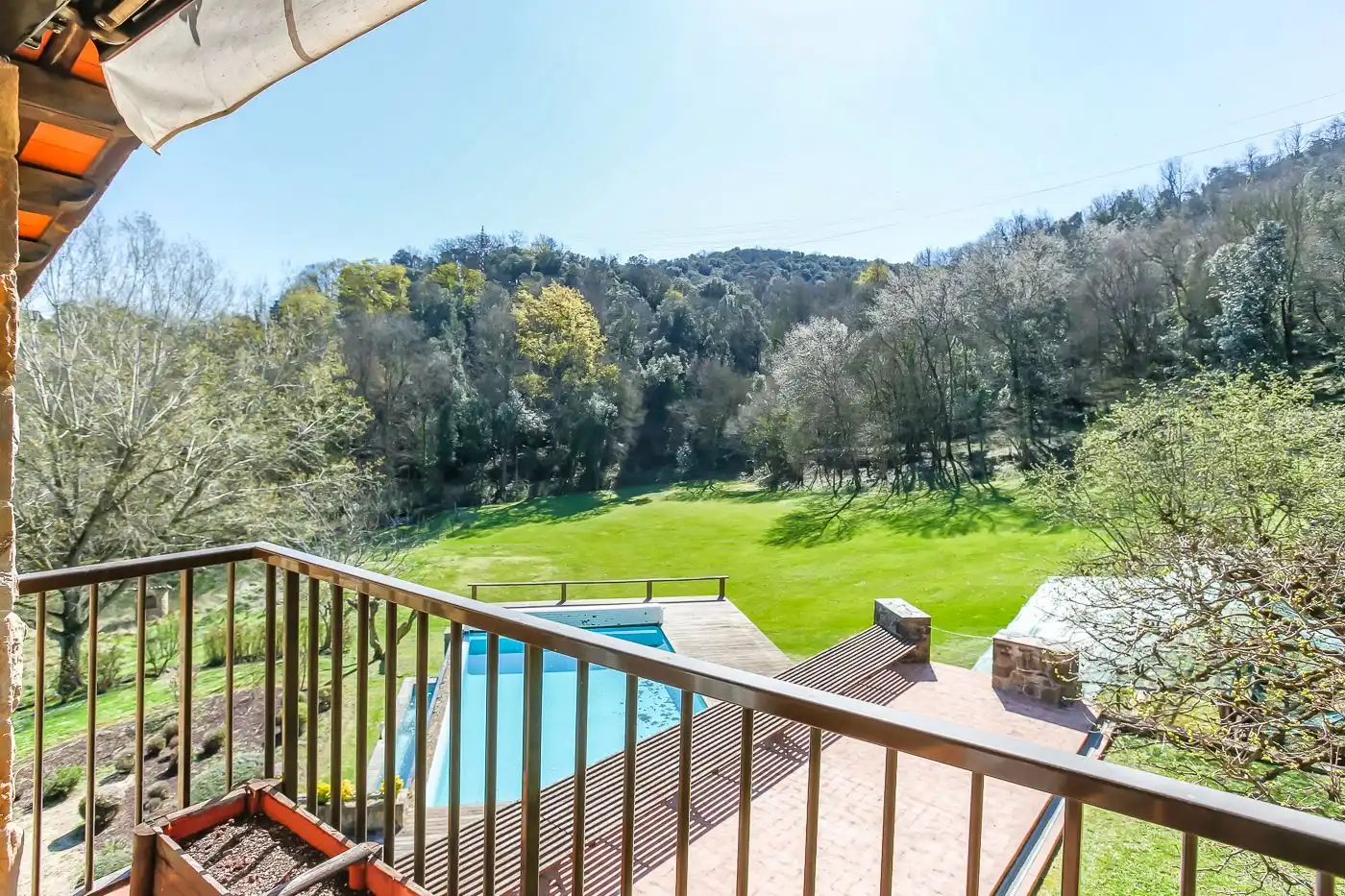 Jardín de Finca rústica en venta en Olot con Calefacción, Jardín privado y Terraza