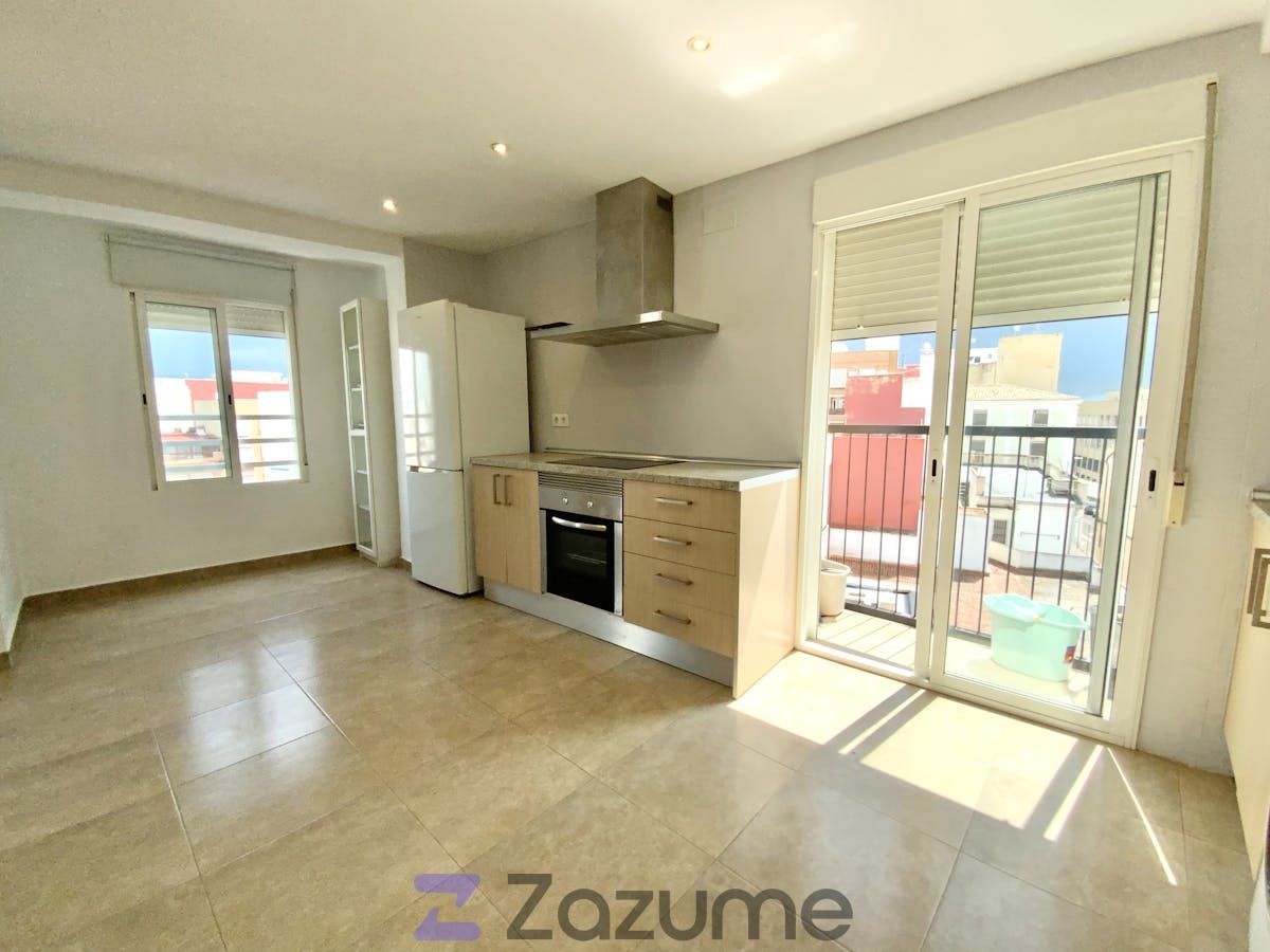 Kitchen of Flat to rent in Torrent  with Furnished, Oven and Balcony