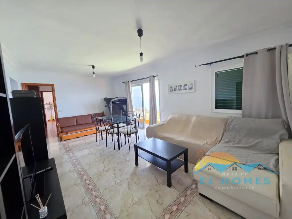 Sala d'estar de Casa o xalet en venda en El Sauzal