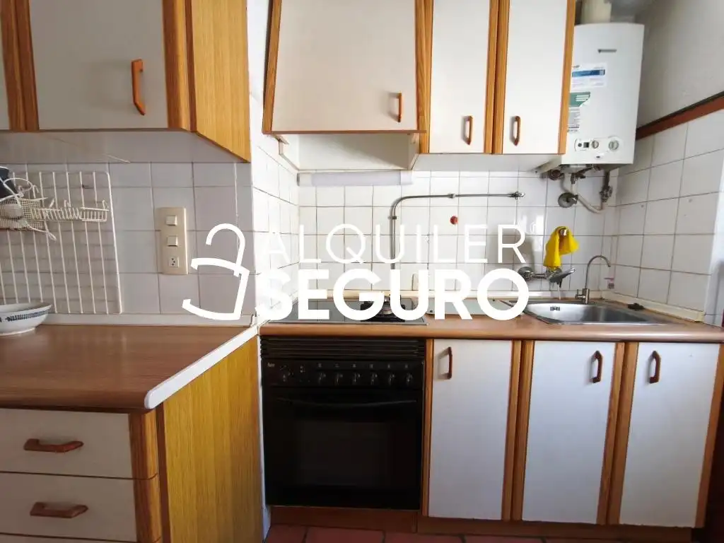Kitchen of Flat for rent in Alicante / Alacant  with Heating, Terrace and Furnished