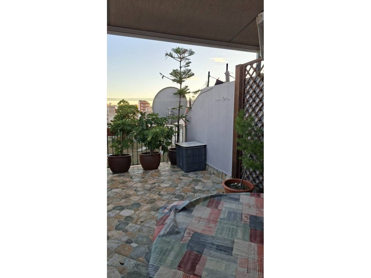 Terrassa de Àtic en venda en Castellón de la Plana / Castelló de la Plana amb Terrassa, Moblat i Balcó