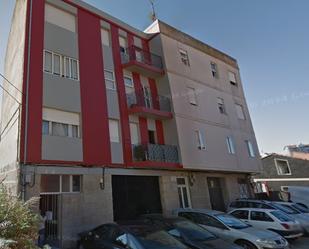 Vista exterior de Edifici en venda en Vigo 