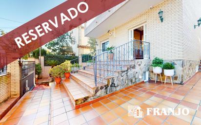 Exterior view of House or chalet for sale in Cerdanyola del Vallès  with Air Conditioner, Heating and Terrace