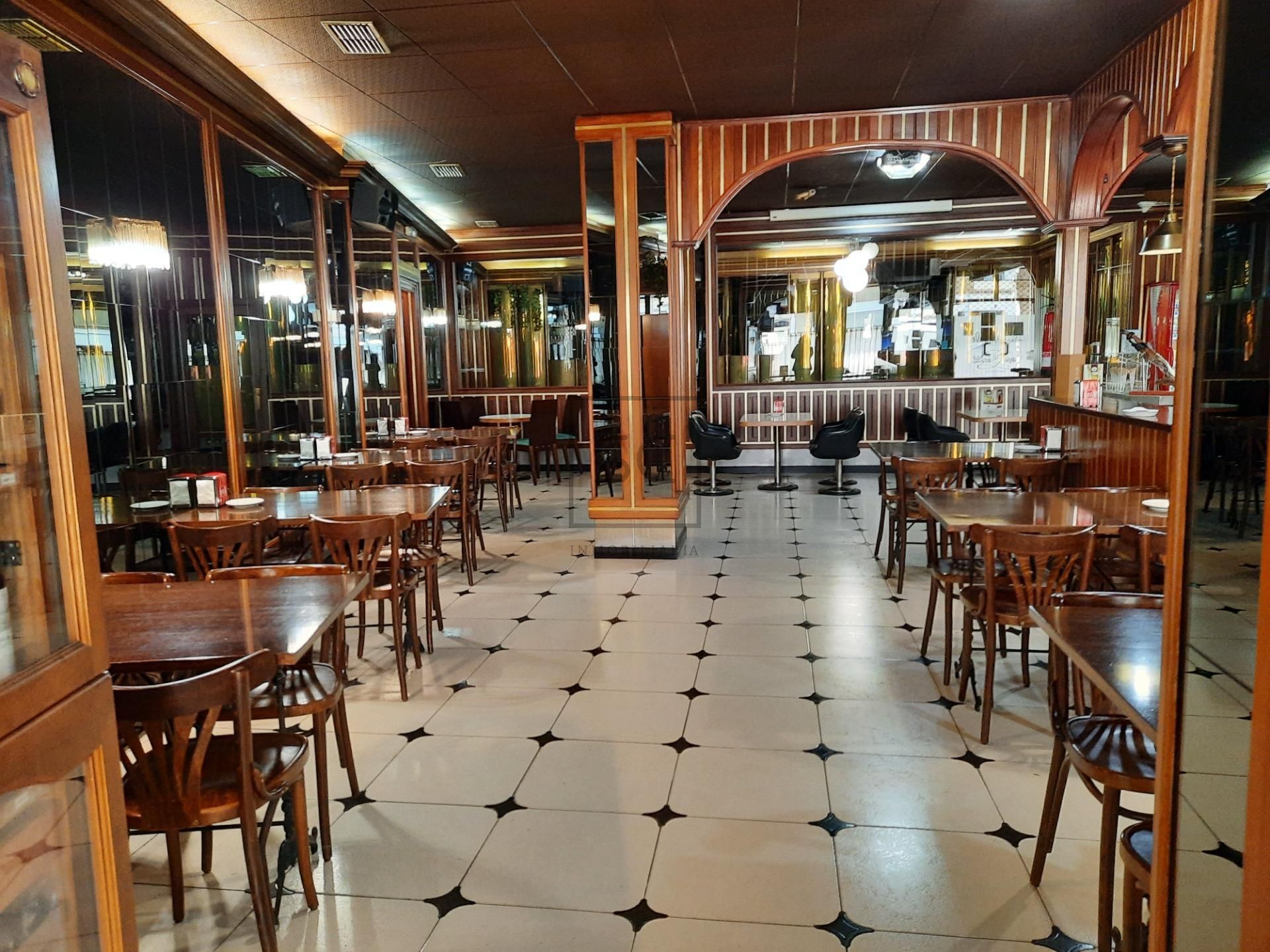 Premises for sale in Narón