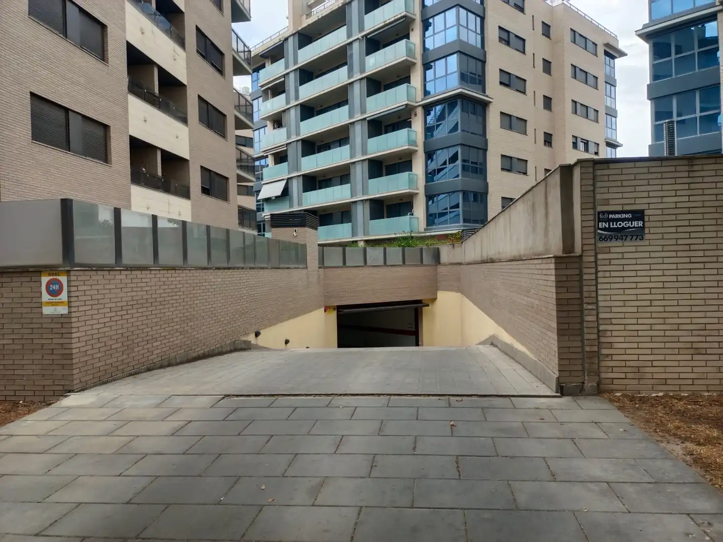 Garage zur Miete in Lleida