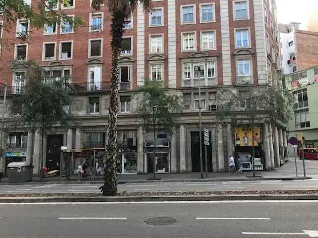 Local comercial en venta en Eixample, imagen 3