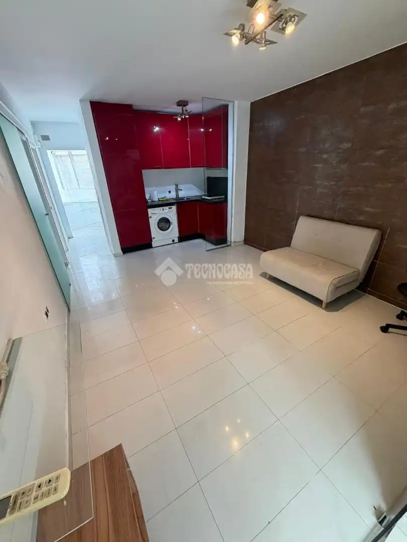 Flat for sale in Calle Lora del rio, Tiro de Línea