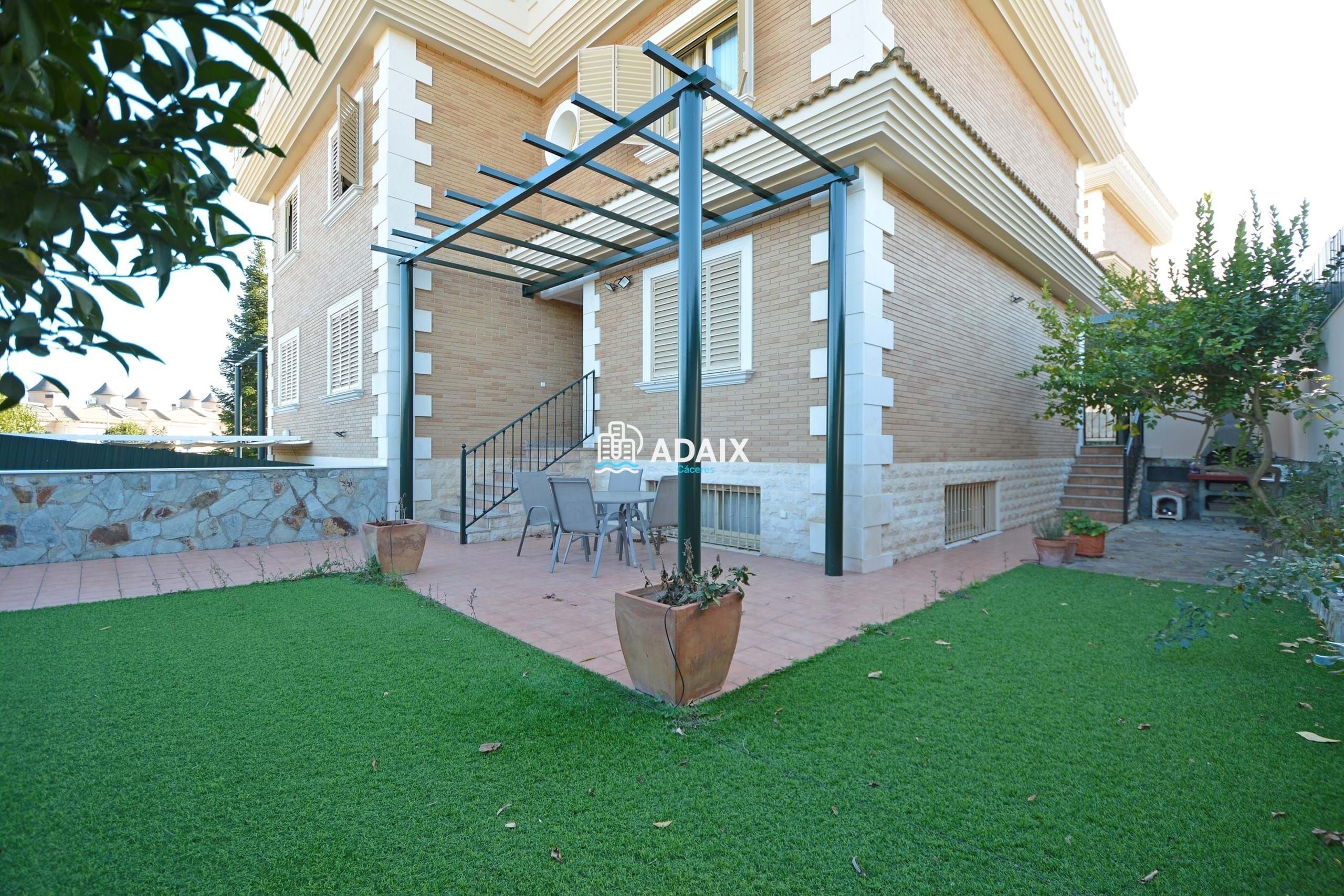 Garden of House or chalet to rent in Cáceres Capital