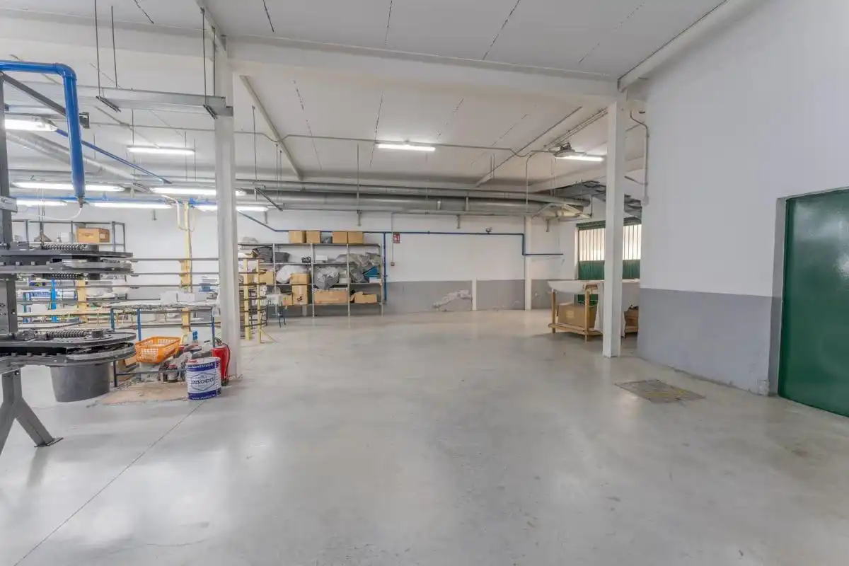 Industrial buildings for sale in Aspe