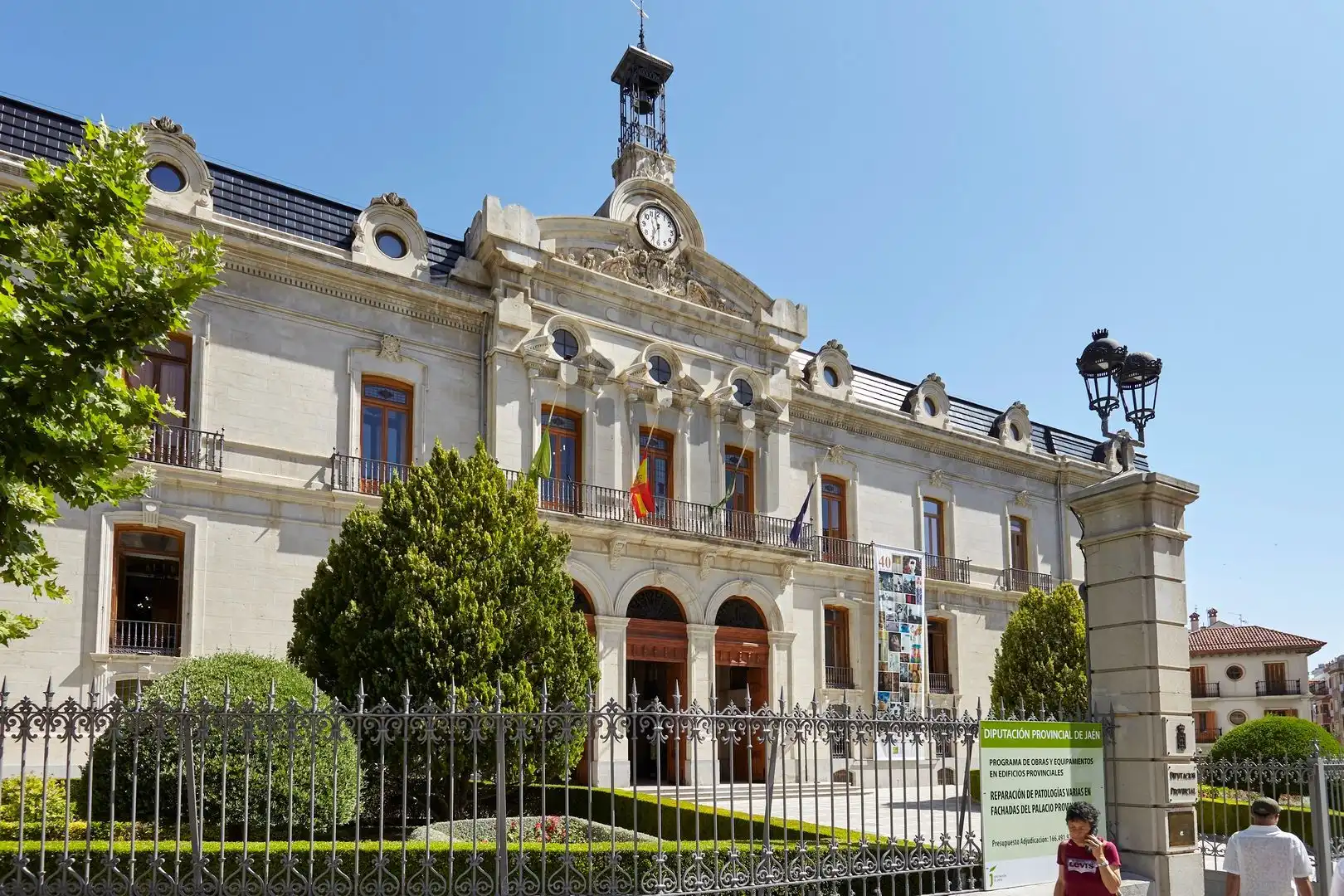 Vista exterior de Pis en venda en Jaén amb Aire condicionat i Calefacció