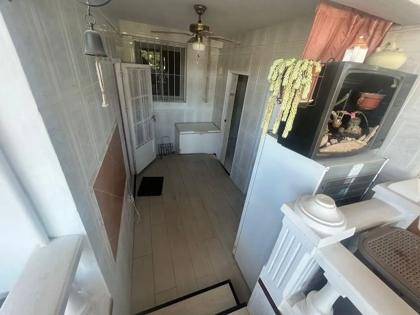 Haus oder Chalet zum Verkauf in Busot mit Klimaanlage, Privatgarten und Terrasse