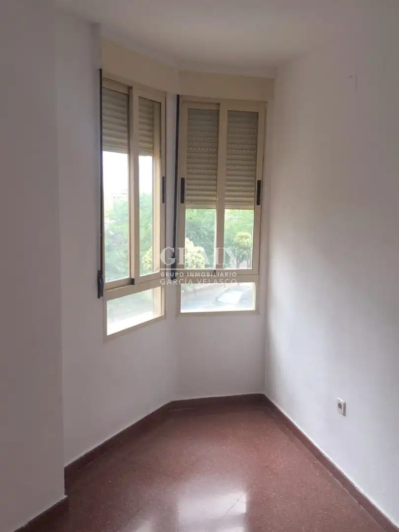 Habitación de Piso en venta en Albacete con Calefacción y Balcón