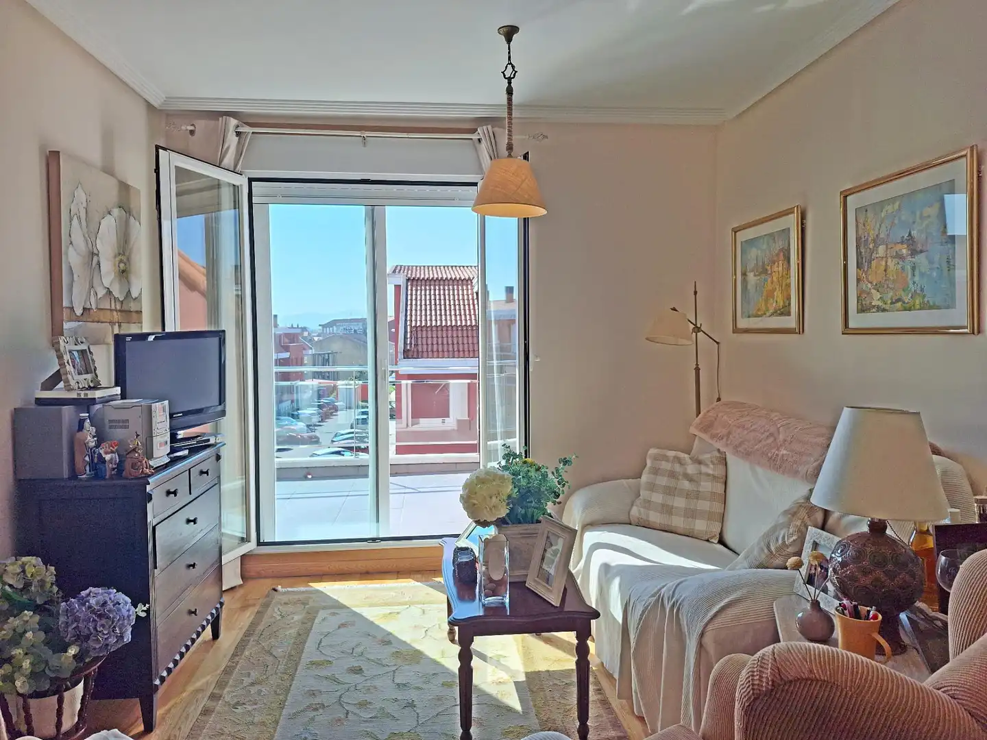 Living room of Flat for sale in Vilagarcía de Arousa  with Heating, Private garden and Terrace