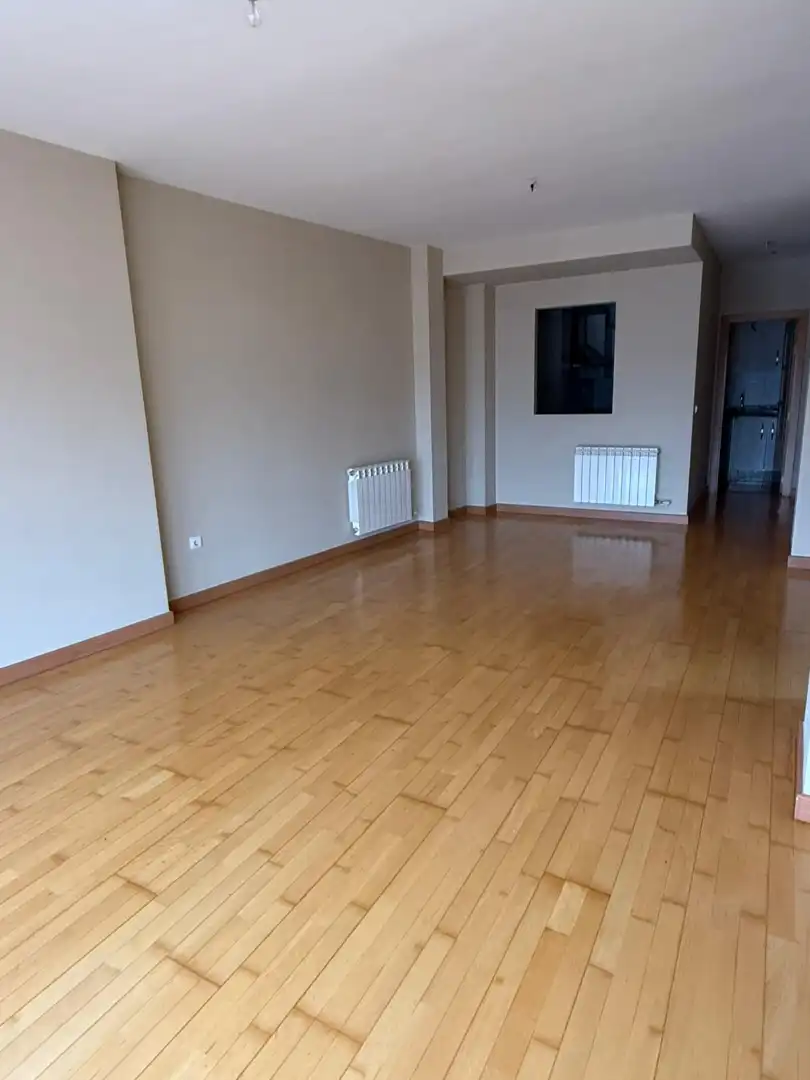 Sala de estar de Piso en venta en Loja con Aire acondicionado, Calefacción y Parquet