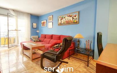 Living room of Flat for sale in Girona Capital  with Heating and Balcony