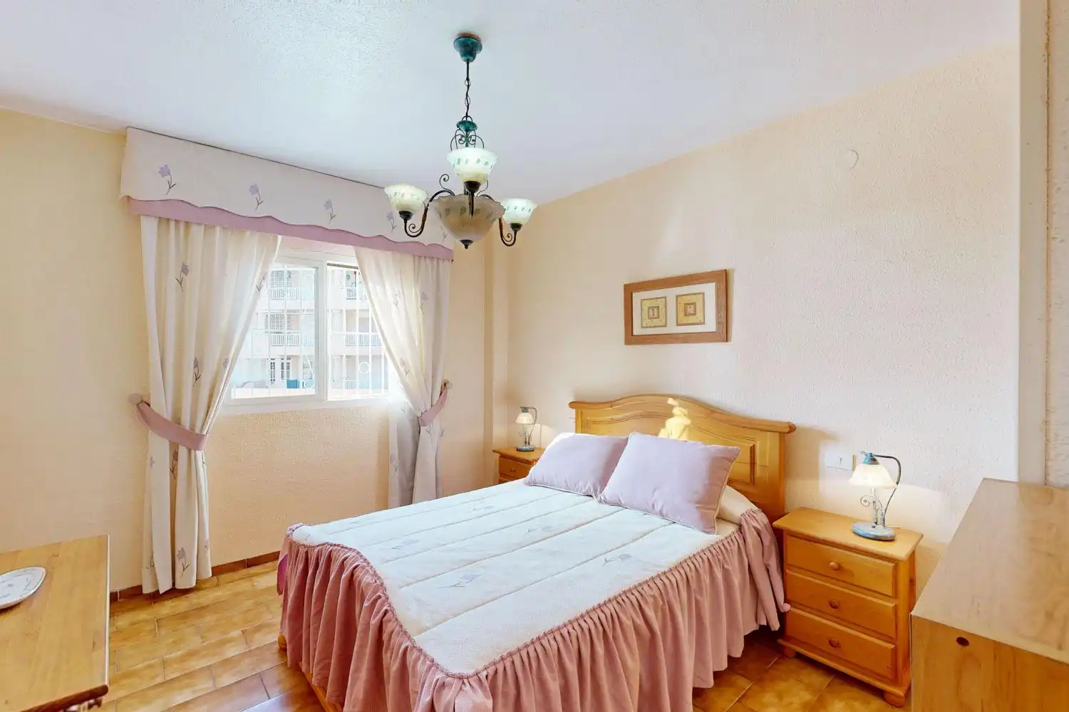 Bedroom of Flat for sale in Entremares