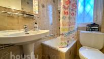 Bathroom of Flat for sale in  Madrid Capital  with Terrace