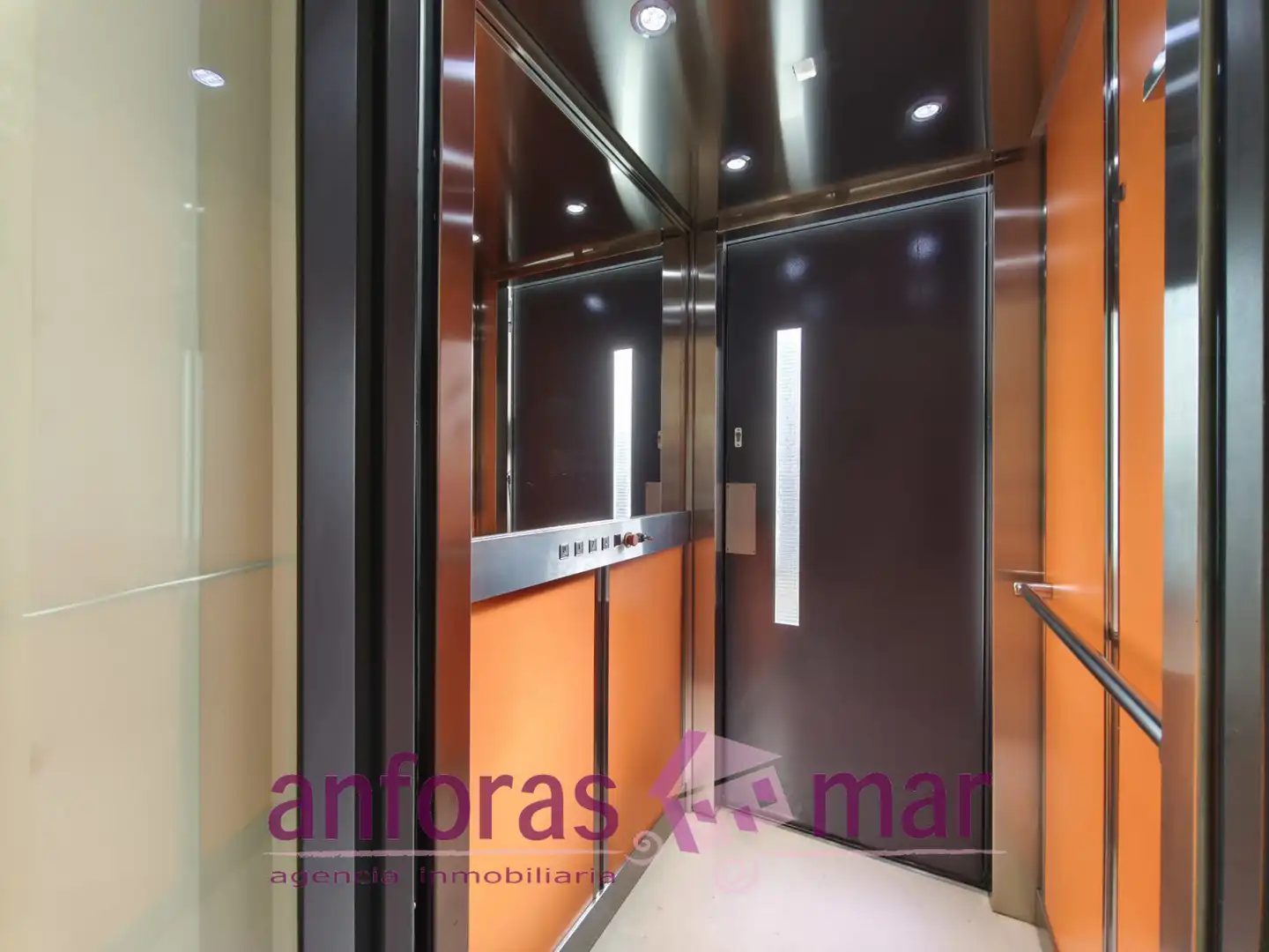 Casa adosada en venta en Torredembarra con Aire acondicionado, Calefacción y Jardín privado