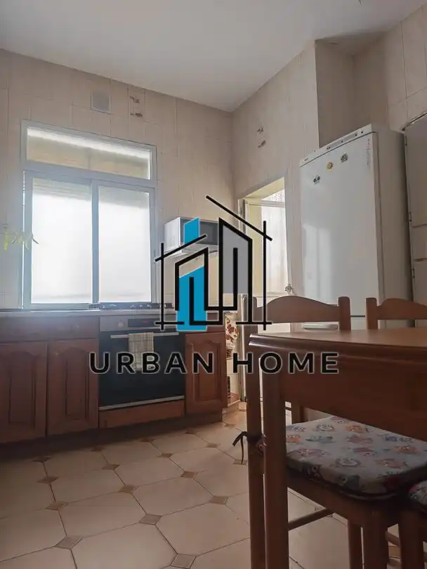 Außenansicht von Wohnung zum Verkauf in León Capital  mit Heizung und Terrasse