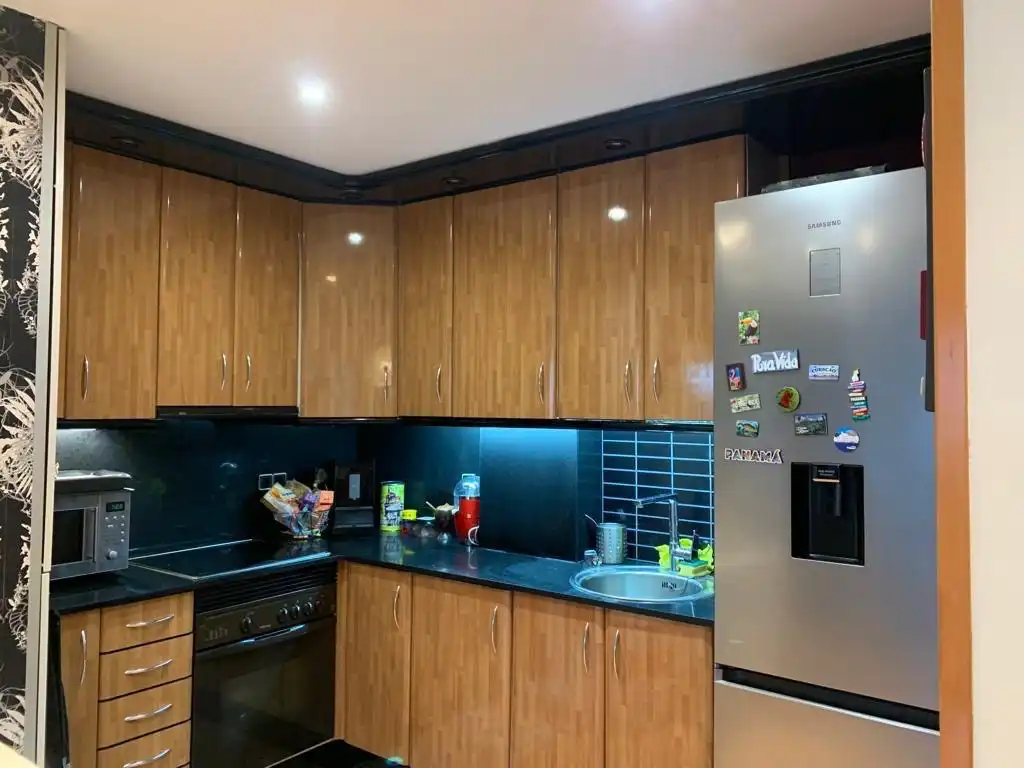 Cocina de Piso de alquiler en Barcelona con Aire acondicionado, Calefacción y Parquet