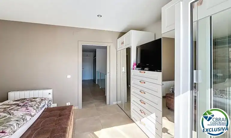 Casa con piscina en venta en Carrer Llobregat, imagen 31