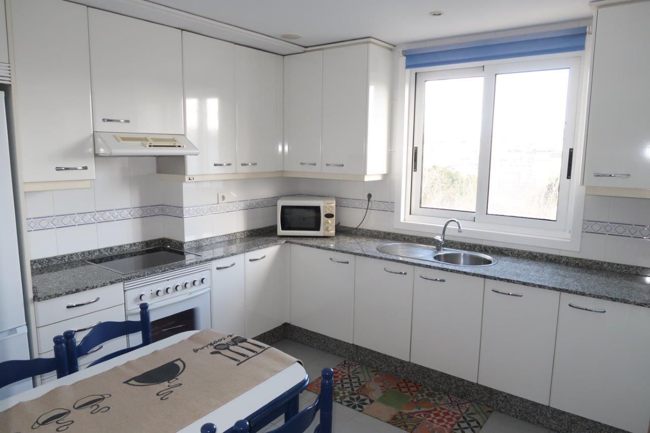 Kitchen of Duplex to rent in A Coruña Capital   with Heating, Parquet flooring and Terrace