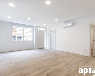 Flat for sale in Sabadell  with Air Conditioner and Heating