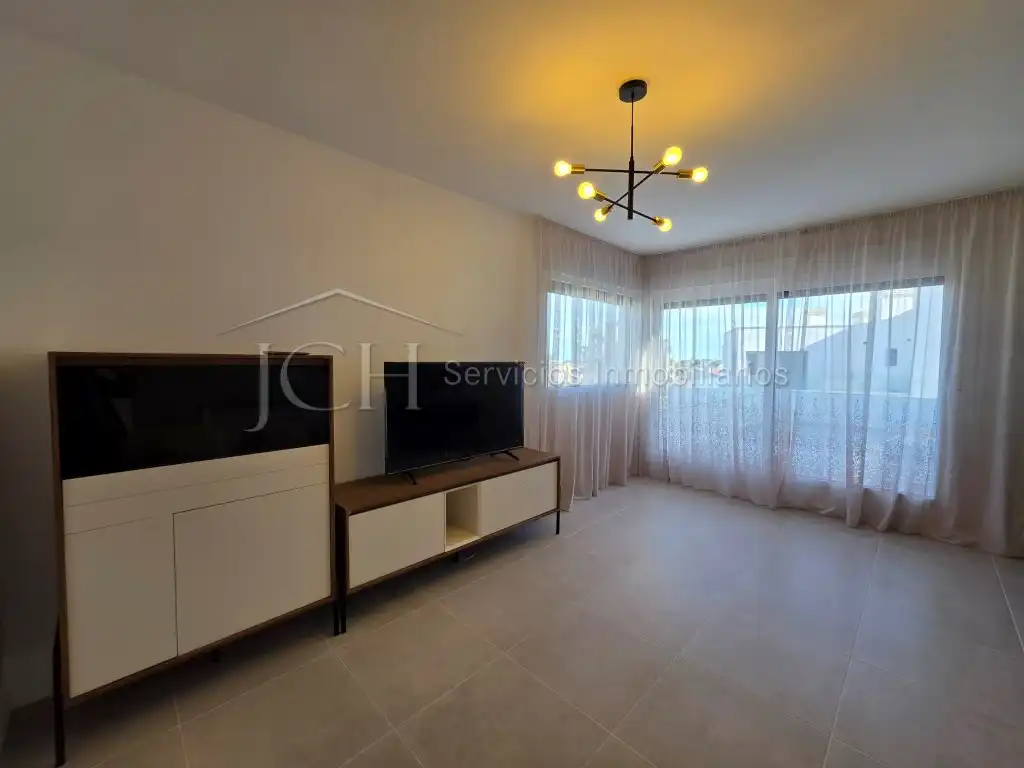 Sala de estar de Ático de alquiler en Estepona con Amueblado