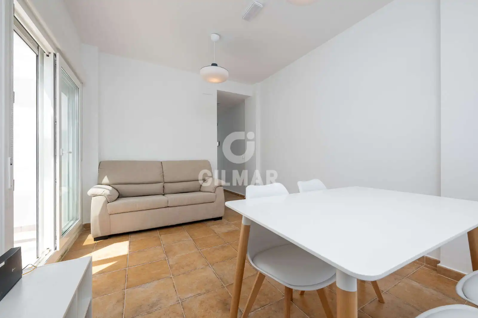 Sala de estar de Dúplex en venta en Barbate con Jardín privado, Piscina y Balcón