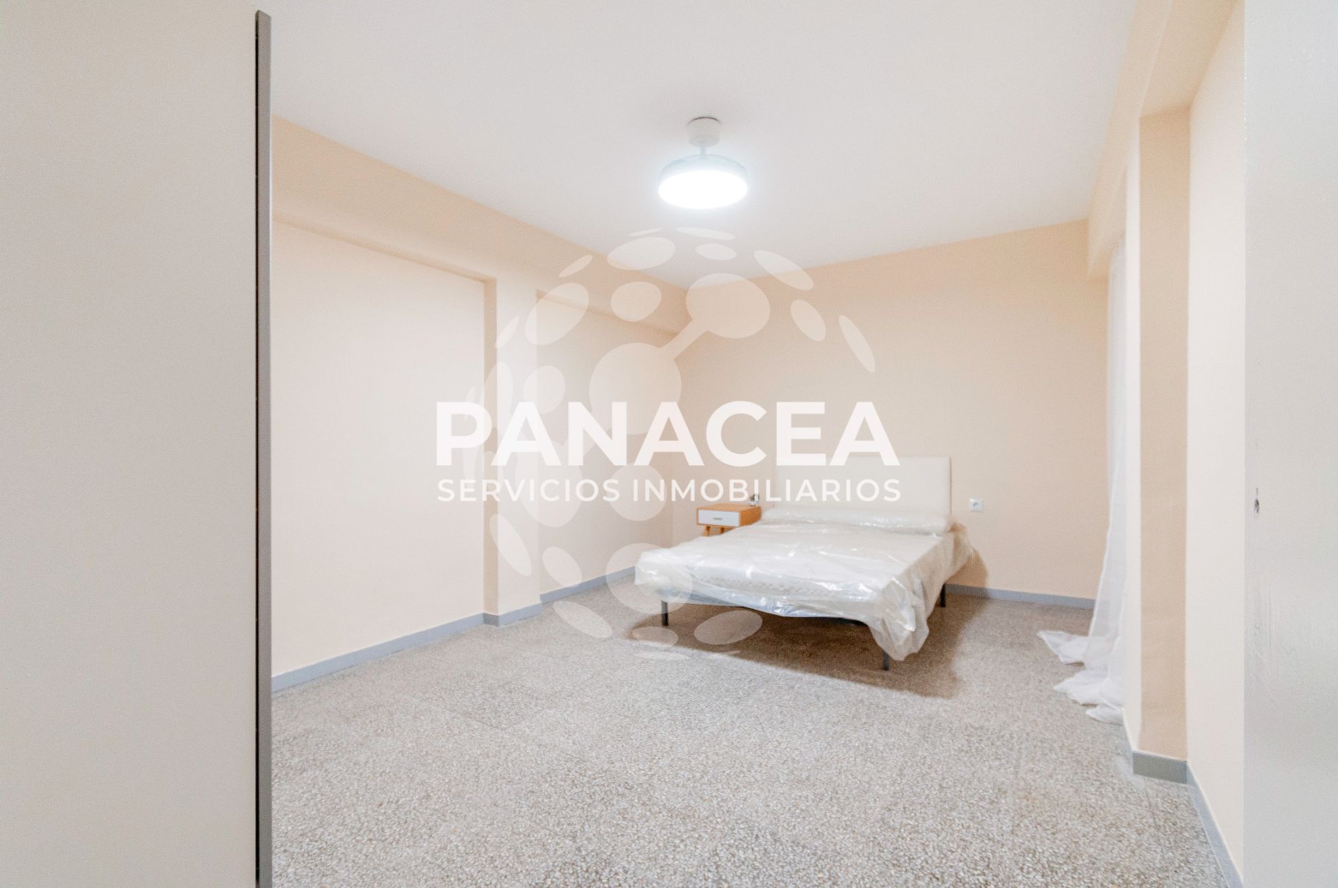 Pis en venda en  Almería Capital amb Moblat i Internet