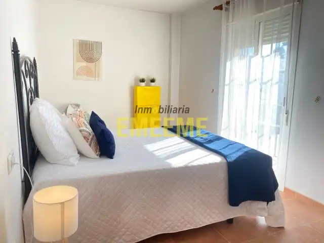 Casa aparellada amb terrassa en venda a Cuevas del Becerro, imagen 17