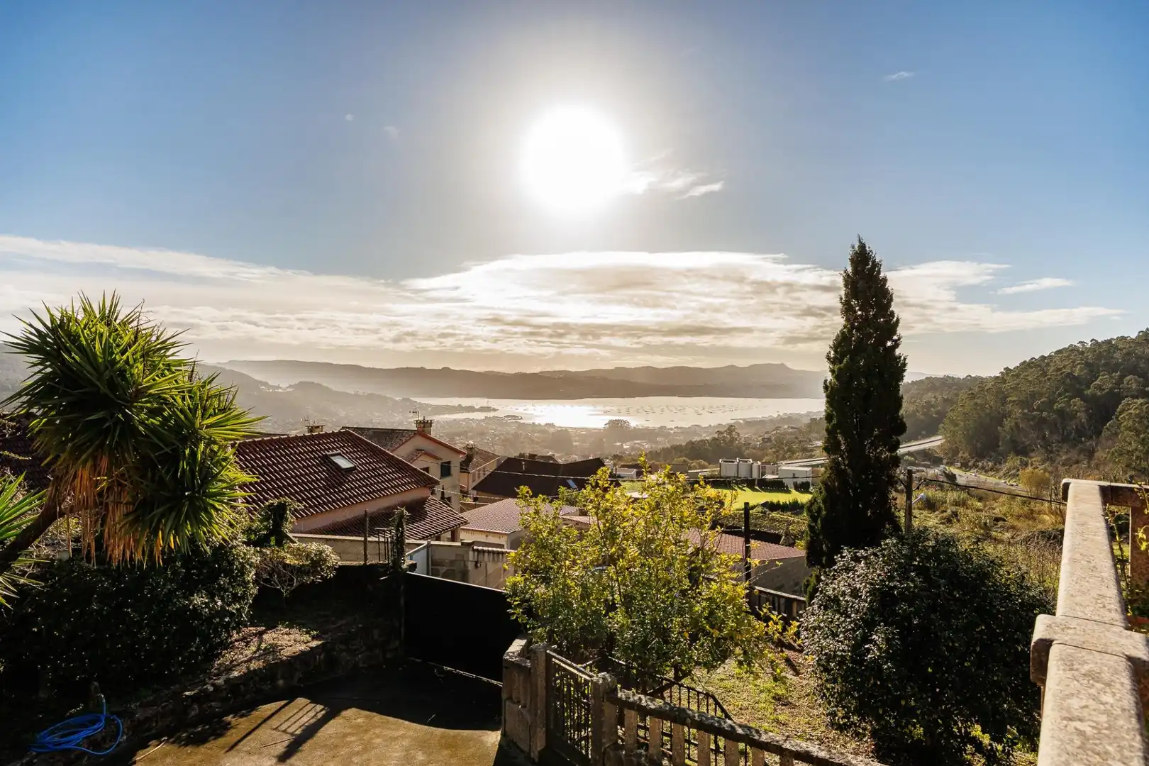 Außenansicht von Haus oder Chalet zum Verkauf in Moaña mit Heizung, Abstellraum und Balkon