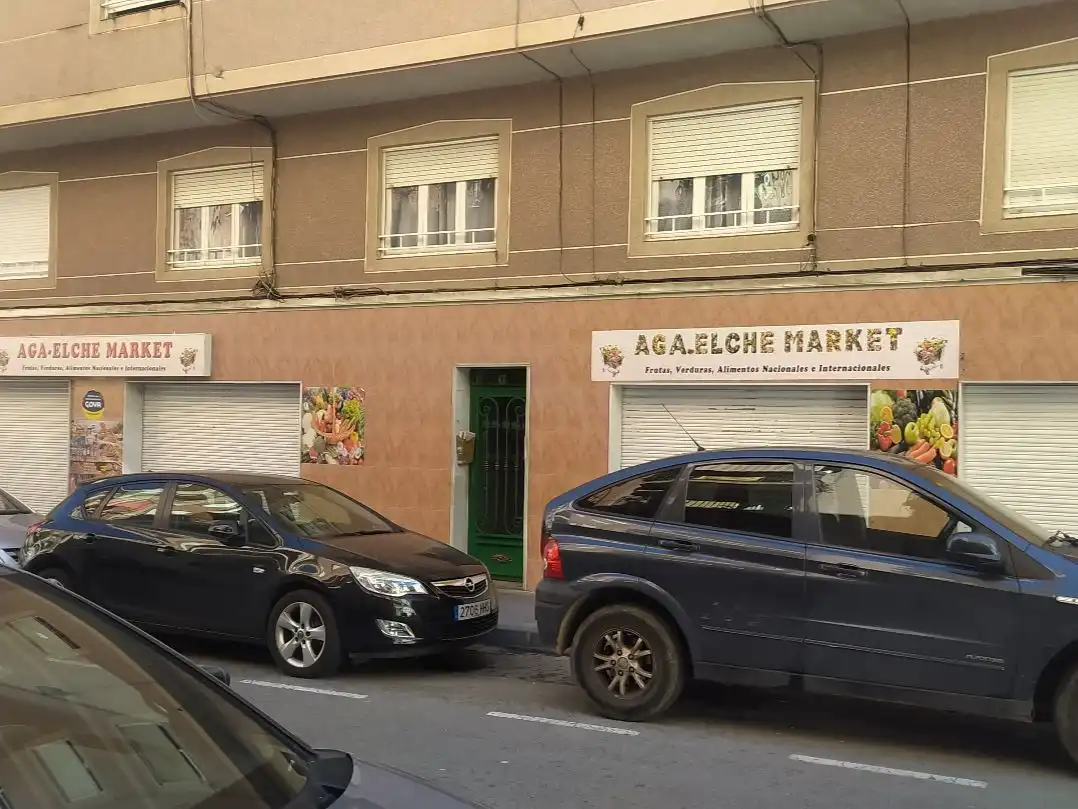 Parking de Local de alquiler en Elche / Elx con Amueblado