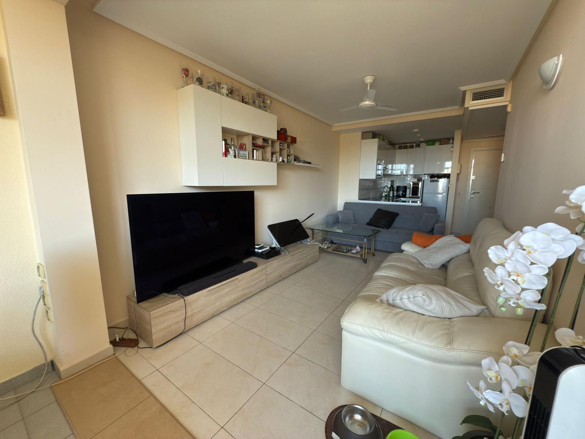 Living room of Apartment for sale in Benidorm  with Private garden, Terrace and Community pool