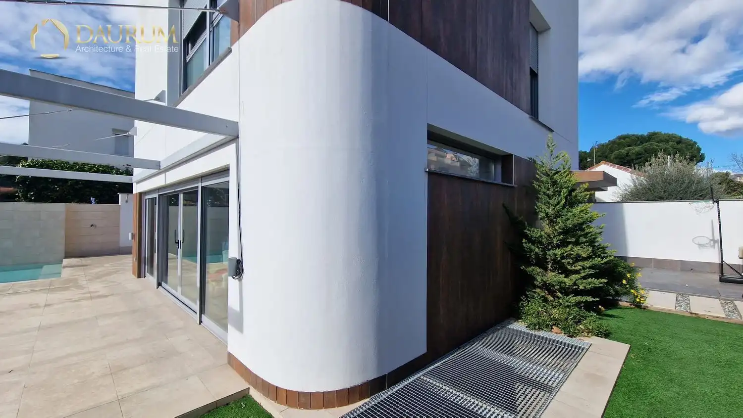 Vista exterior de Casa o chalet en venta en Pozuelo de Alarcón con Aire acondicionado, Calefacción y Terraza