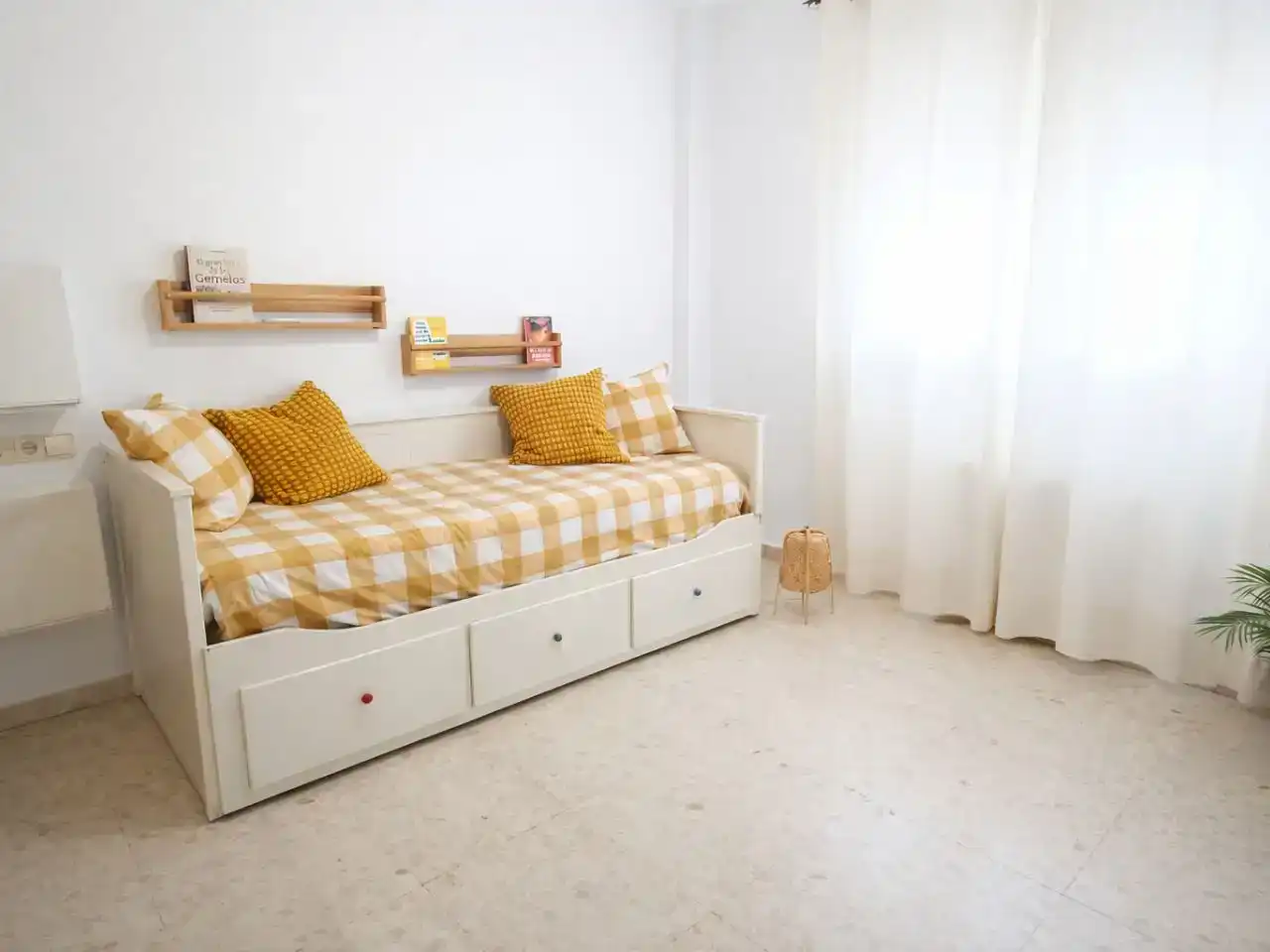 Habitación de Piso en venta en Alfafar con Balcón