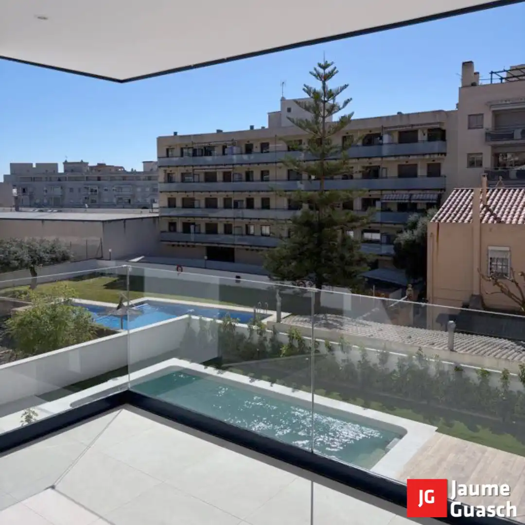 Piscina de Àtic en venda en Torredembarra amb Calefacció, Parquet i Terrassa