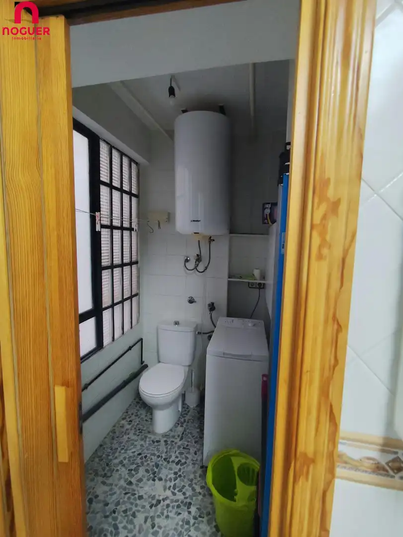 Bathroom of Flat for rent in Poniente-Sur