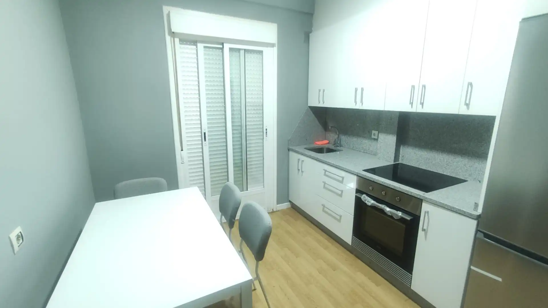 Küche von Wohnung zur Miete in Ourense Capital  mit Heizung, Möbliert und Ofen