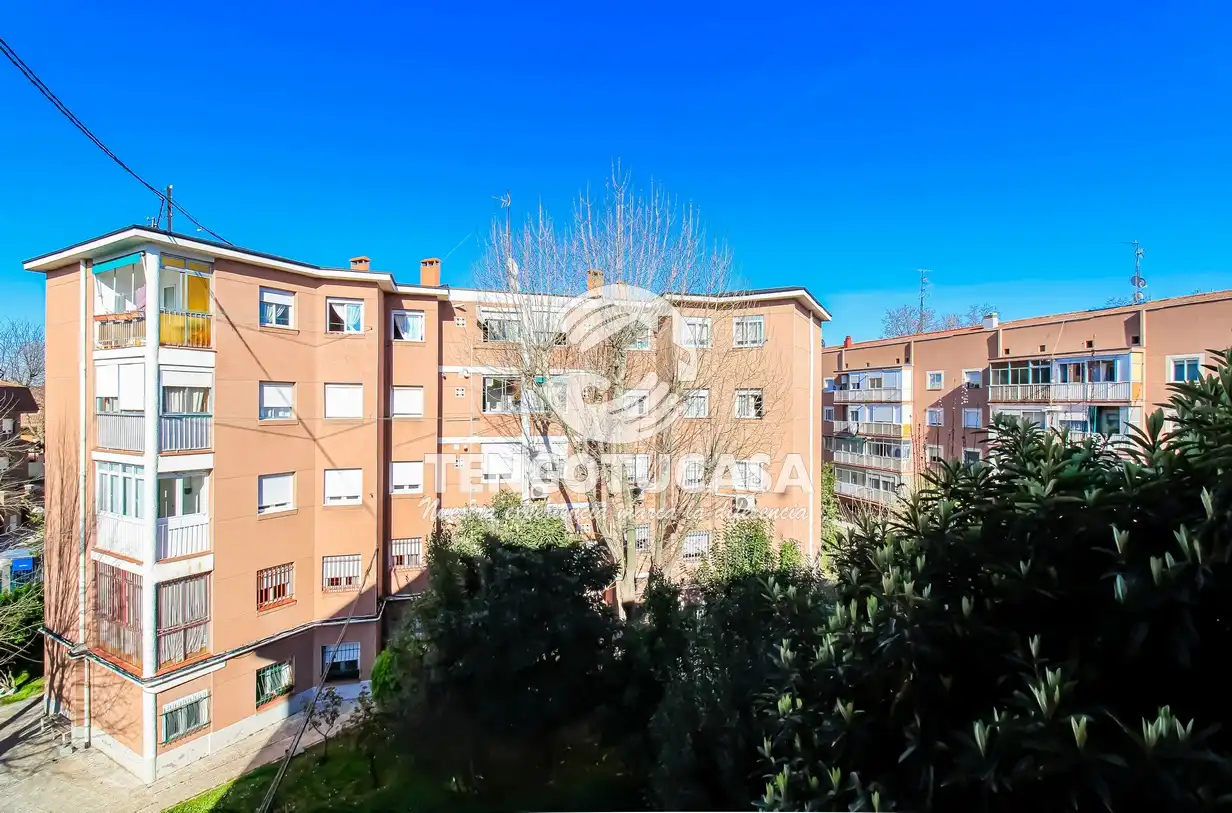 Piso en venta en Calle del Ángel de la Guarda, Canillejas